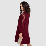 Mína - Elegantní midi šaty s krajkovými rukávy