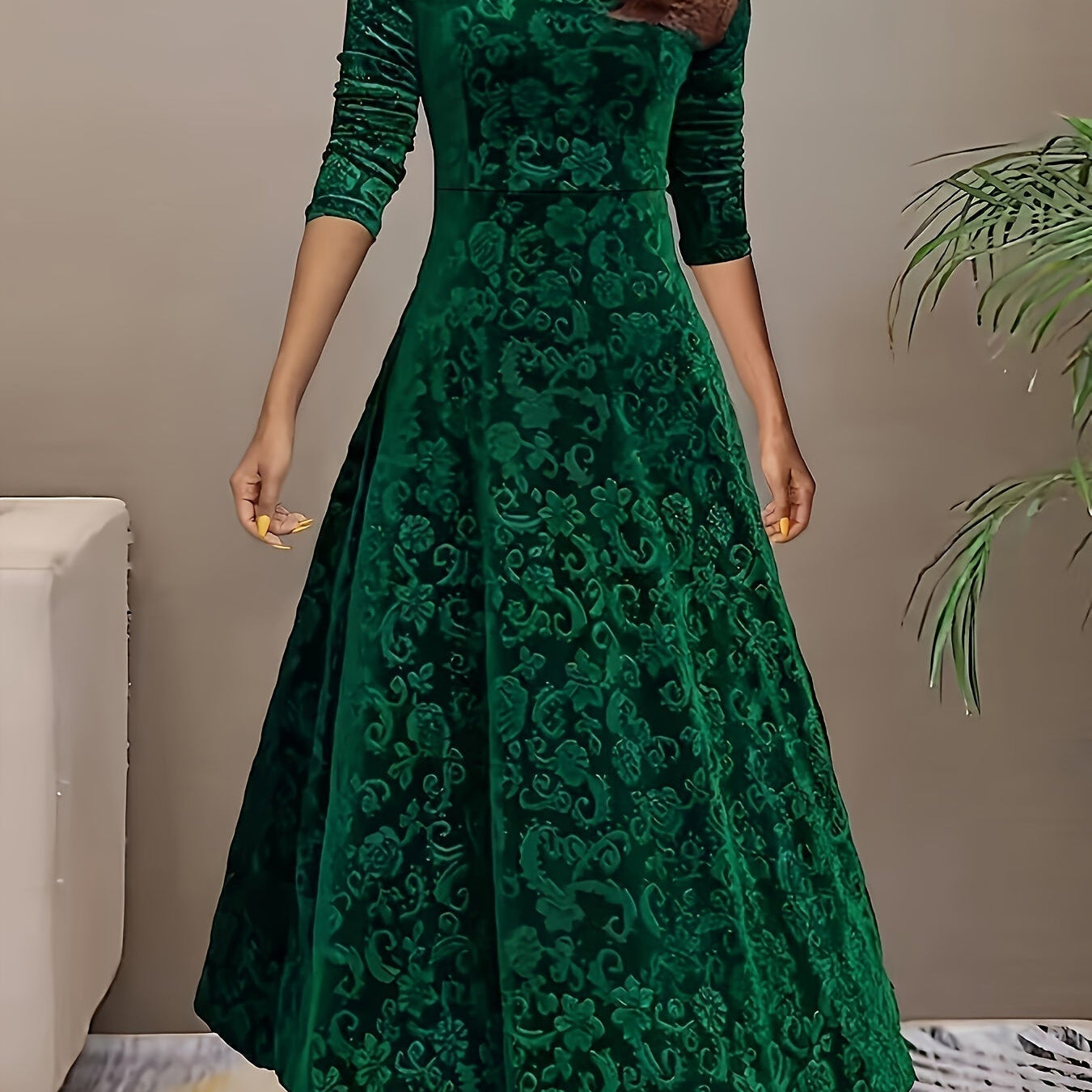 Nikola - Elegantní sametové šaty